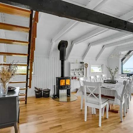 Gorgeous In With Sauna Feriehus *